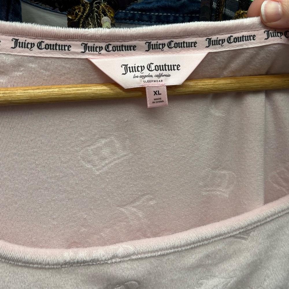 Juicy Couture velour, light pink pajama top with small rhinestones , XL - Picture 5 of 9